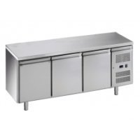 Стол холодильный 3-х дверный без борта Forcold G-GN3100TN-FC