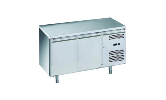 Стол холодильный 3-х дверный Atelier А-GN3200TN, с бортом