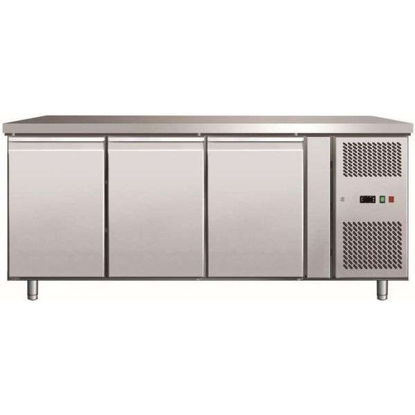 Стол холодильный 3-х дверный без борта Cooleq GN3100TN